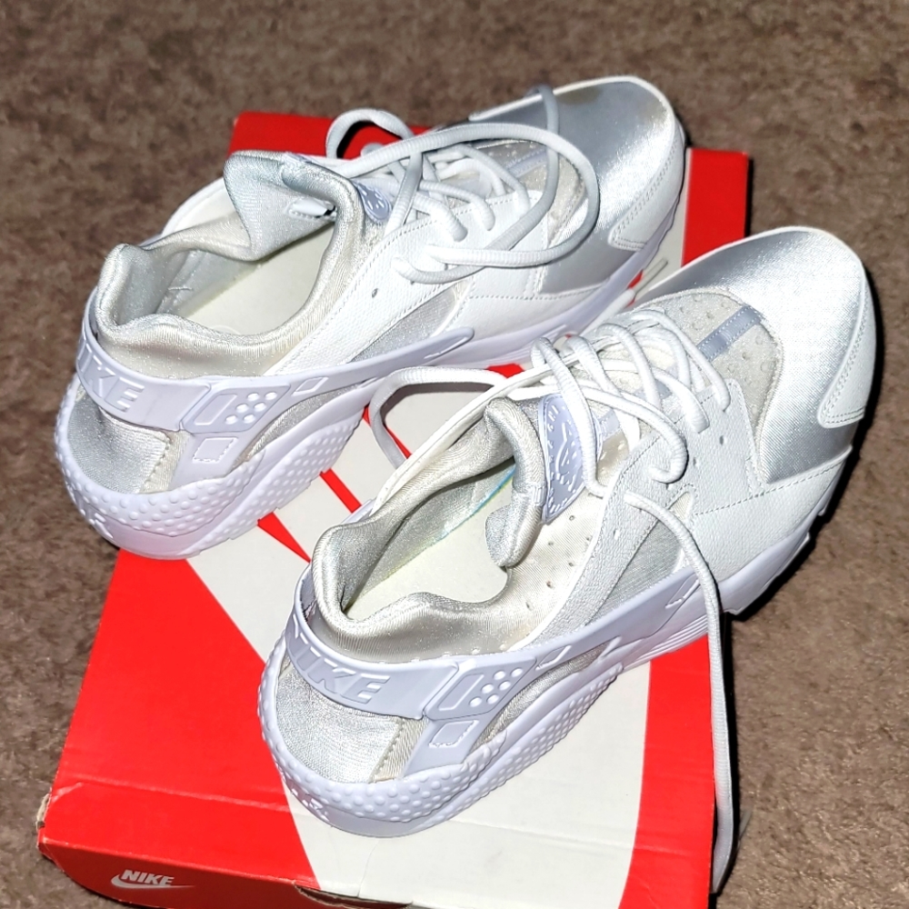All White Huarache